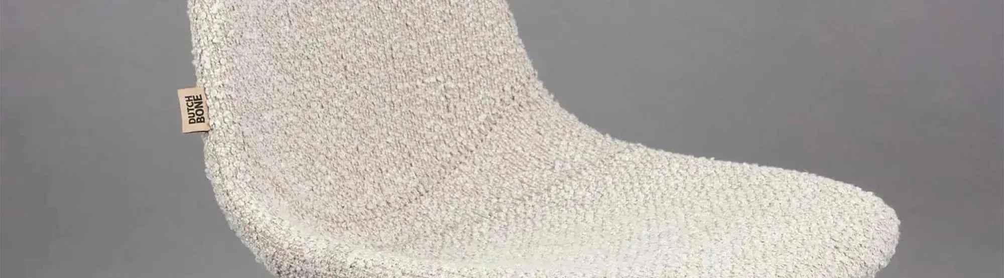 Entdecke die stilvollen und bequemen Franky Stühle von Dutchbone. Hochwertige Verarbeitung, modernes Design und Vintage-Charme für dein Zuhause.