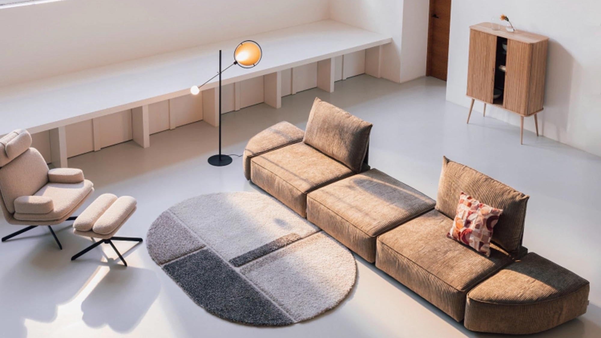 Entdecke das modulare Sofa Hunter von Zuiver: flexibel, stilvoll und individuell anpassbar. Perfekt für jeden Wohnraum!