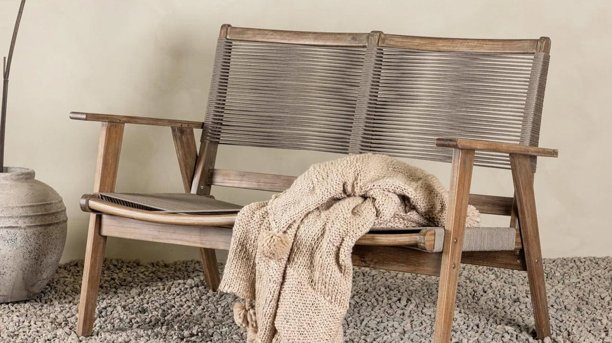 Die Little John Venture Home Kollektion vereint nachhaltige Materialien, zeitloses Design und liebevolle Details für ein stilvolles, gemütliches Zuhause.