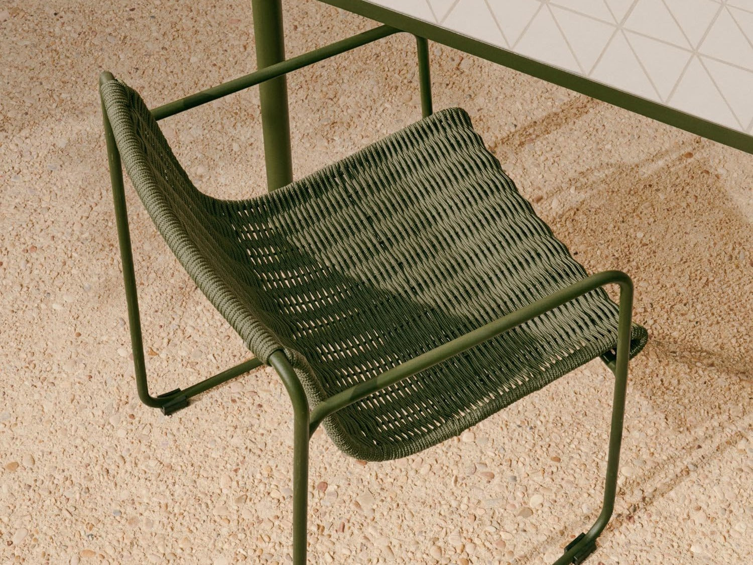 Elegante Maurina Kollektion von Kave Home: stilvolle Möbel mit modernem Design und warmen Farbtönen.