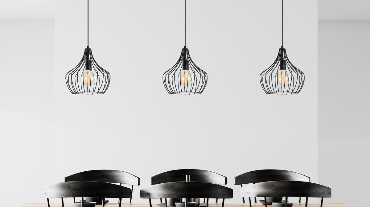 Elegante Keramiken der Mezopotamya Kollektion von Opviq, inspiriert von antiken Designs und handwerklicher Tradition.