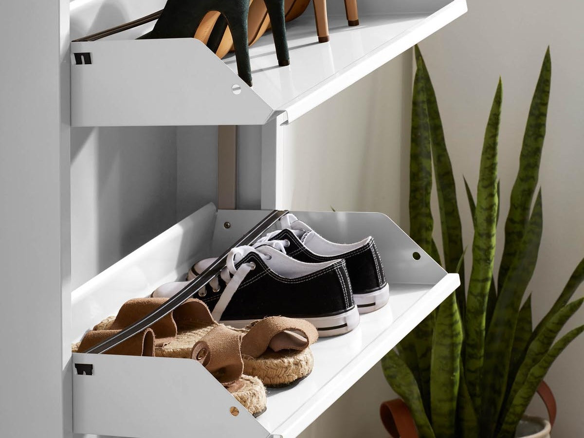 Elegante Möbel der Ode Kollektion von Kave Home, harmonische Farben und modernes Design für stilvolle Wohnräume.