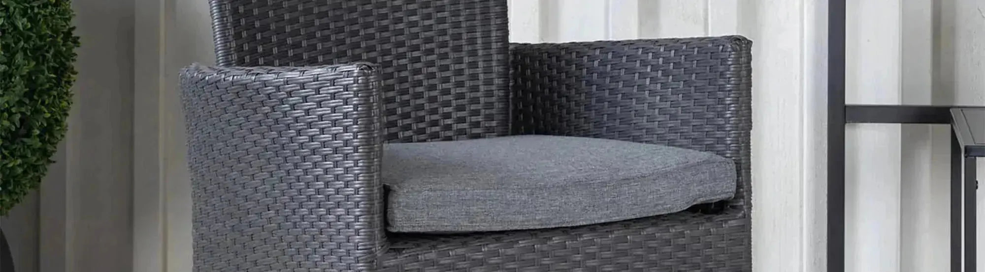 Padova von Venture Home: Modulare, wetterfeste Outdoor-Möbel für Terrasse und Garten – elegante Lounge-Ecke mit Komfort, Stil & Funktion.