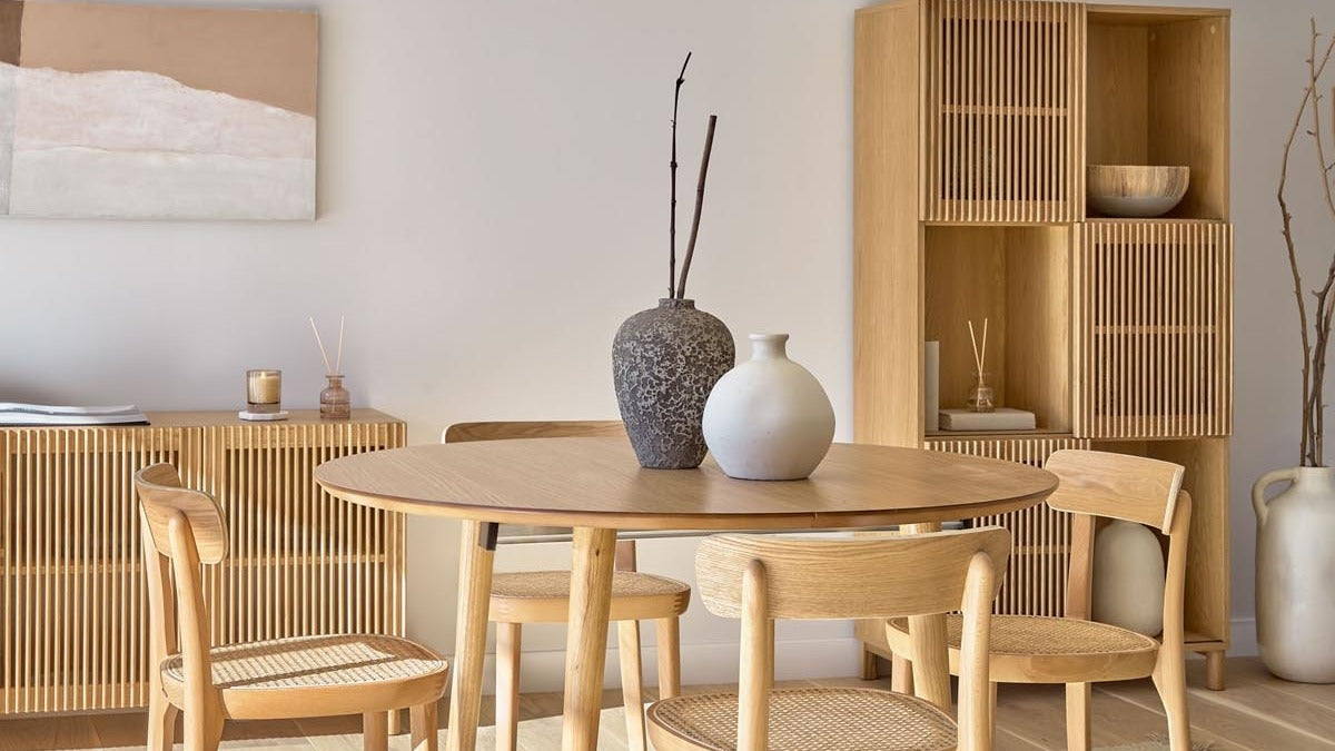 Elegante Romane Kollektion von Kave Home: stilvolle Möbel und Accessoires für ein modernes Wohnambiente.