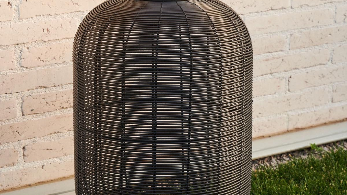 Elegante Saranella Kollektion von Kave Home: stilvolle Möbel mit modernem Design und harmonischen Farben.