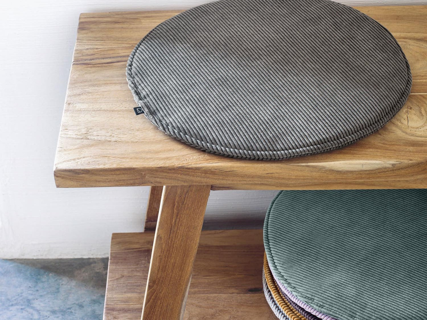 Elegante Sora Kollektion von Kave Home: stilvolle Möbel mit modernem Design und harmonischen Farben für jedes Zuhause.