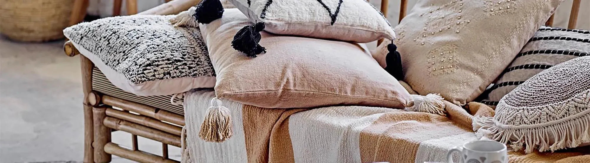 Entdecke die elegante Sole-Kollektion von Bloomingville: nachhaltige Bambusmöbel, skandinavisches Design, harmonische Atmosphäre für dein Zuhause.