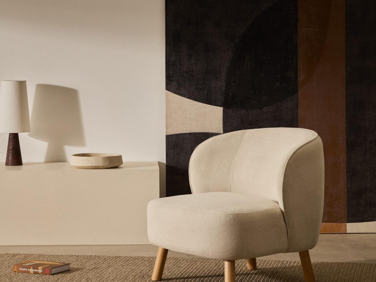 Elegante Möbel der Ulit Kollektion von Kave Home, modernes Design, natürliche Materialien, stilvolle Wohnaccessoires.