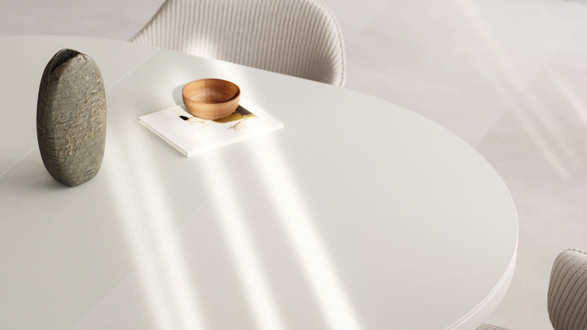 Elegante Vashti Kollektion von Kave Home: stilvolle Möbel und Accessoires in warmen Erdtönen für modernes Wohnen.