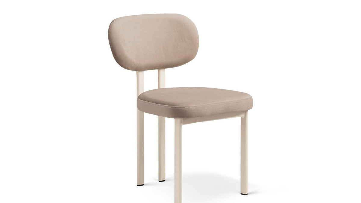 Sam 2er-Set Stühle von Cosmopolitan Design mit Samt- oder Boucle-Bezug und farbigen Beinen