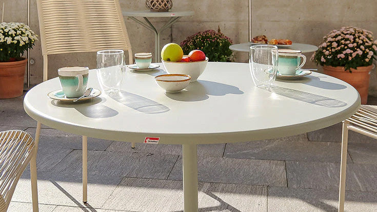 Davos Salon Gartentisch