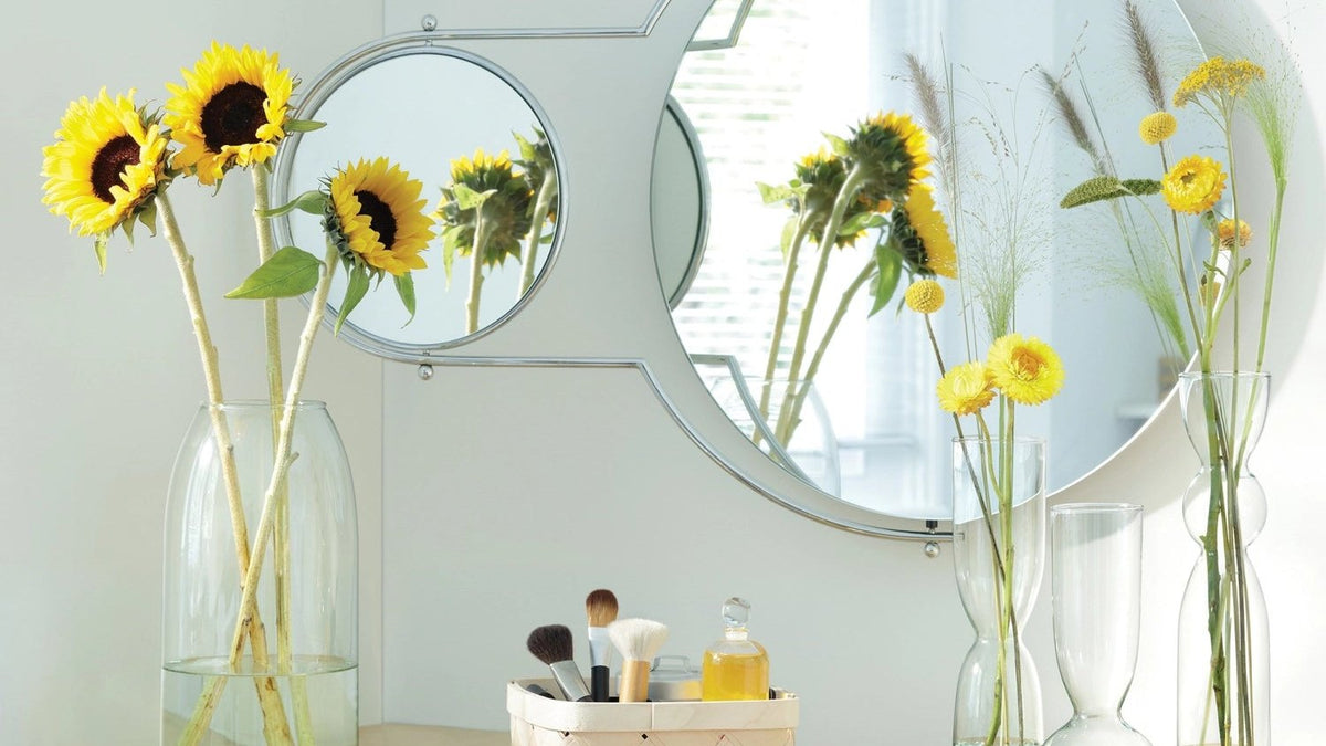 LSA Canopy Serie: Vasen, Terrarium, Trinkgläser und Karaffe aus Glas in recycelter Optik mit feinen Bläschen