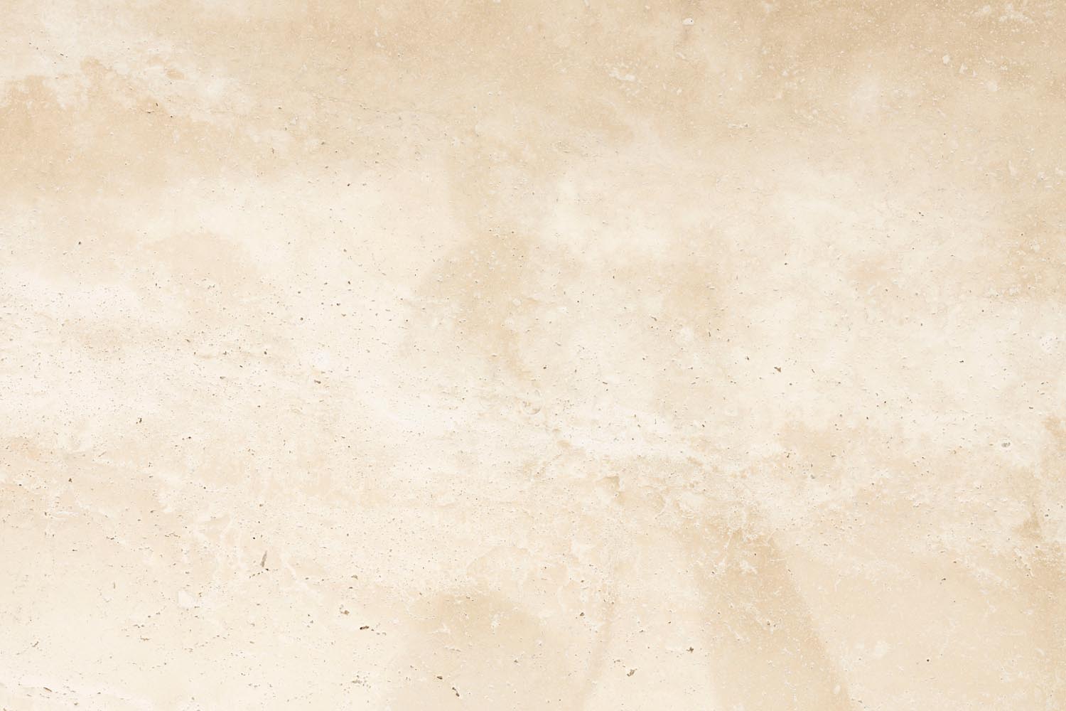 Stilvoller Beistelltisch Arda von Dutchbone für moderne Wohnräume.