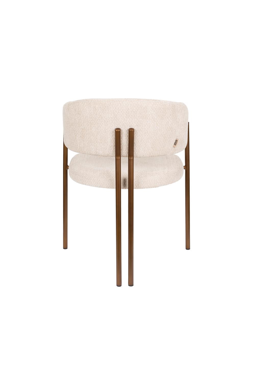 Entdecken Sie den Naida Stuhl von Dutchbone: Ein stilvoller Esszimmerstuhl mit komfortabler Polsterung, geschwungenen Armlehnen und langlebigem Metallrahmen.