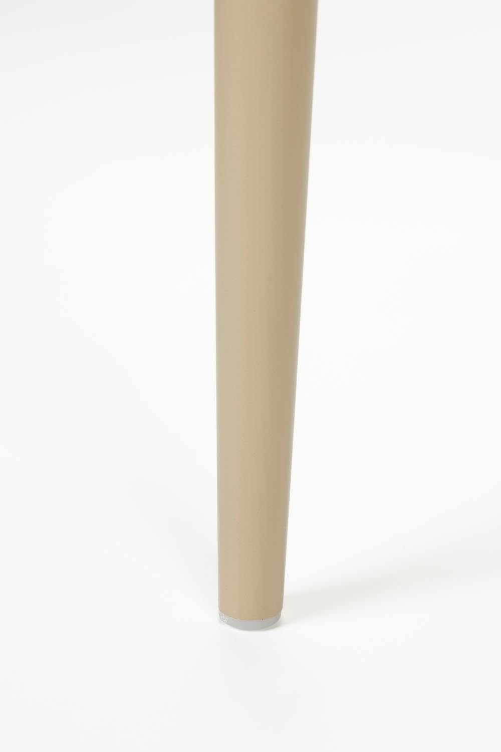 Gigi Stuhl All von White Label Living: Eleganter Esszimmerstuhl mit Armlehnen, langlebigem Stahl und zeitlosem Design für stilvolle Dining-Erlebnisse.