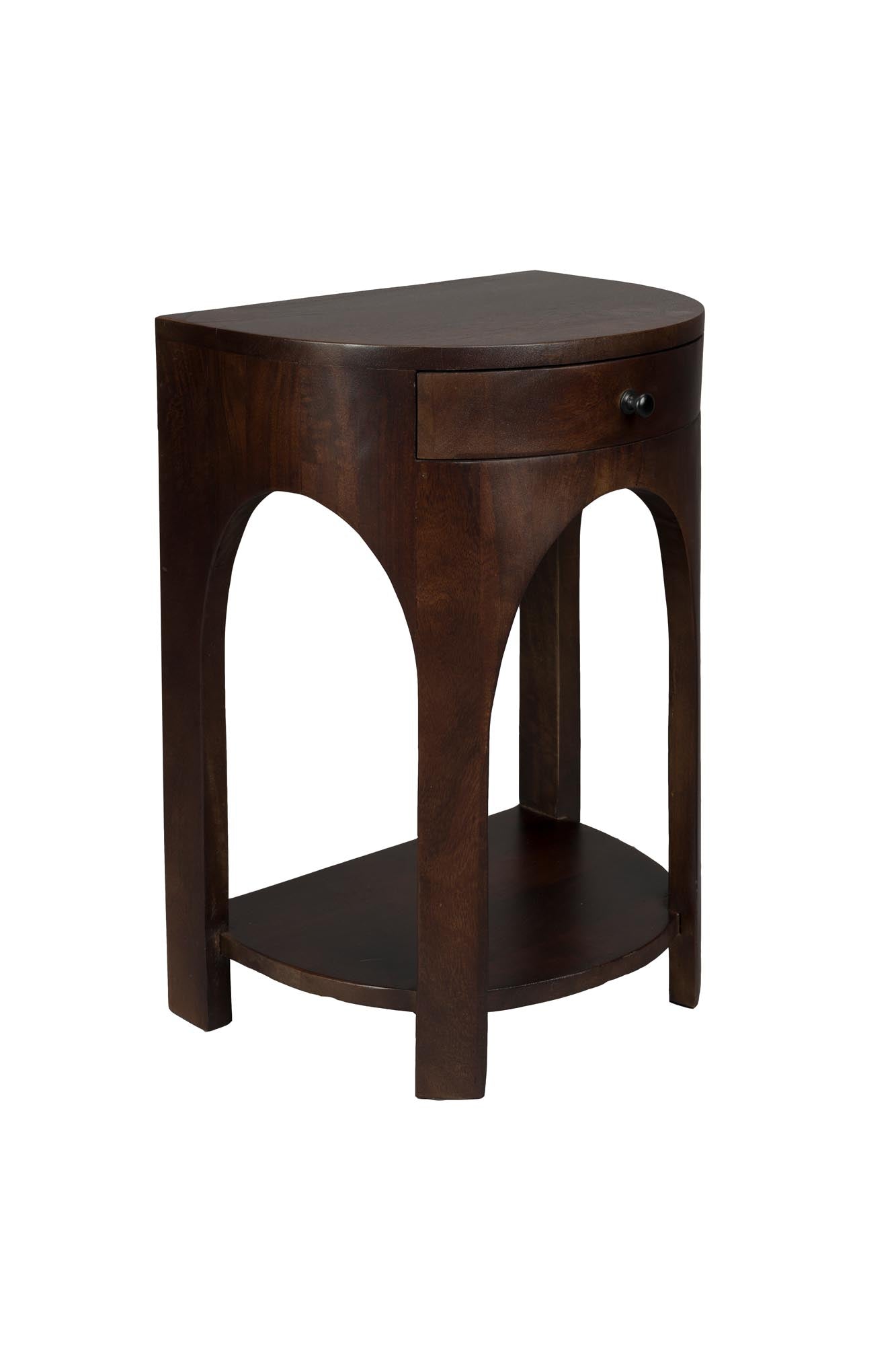 Eleganter Beistelltisch Belvedere von Dutchbone, ideal als Nachttisch, mit stilvollem Design und praktischer Funktionalität.