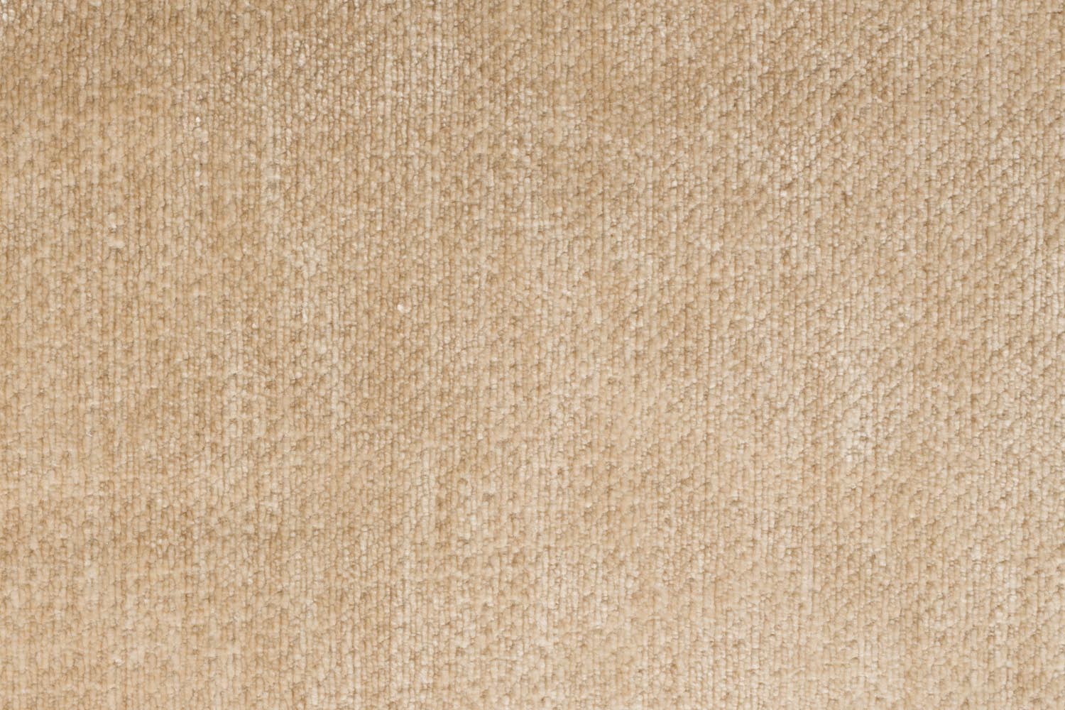 Der Radley Loungesessel von Dutchbone kombiniert zeitlosen Stil mit Komfort, ideal für moderne und stilvolle Wohnräume.