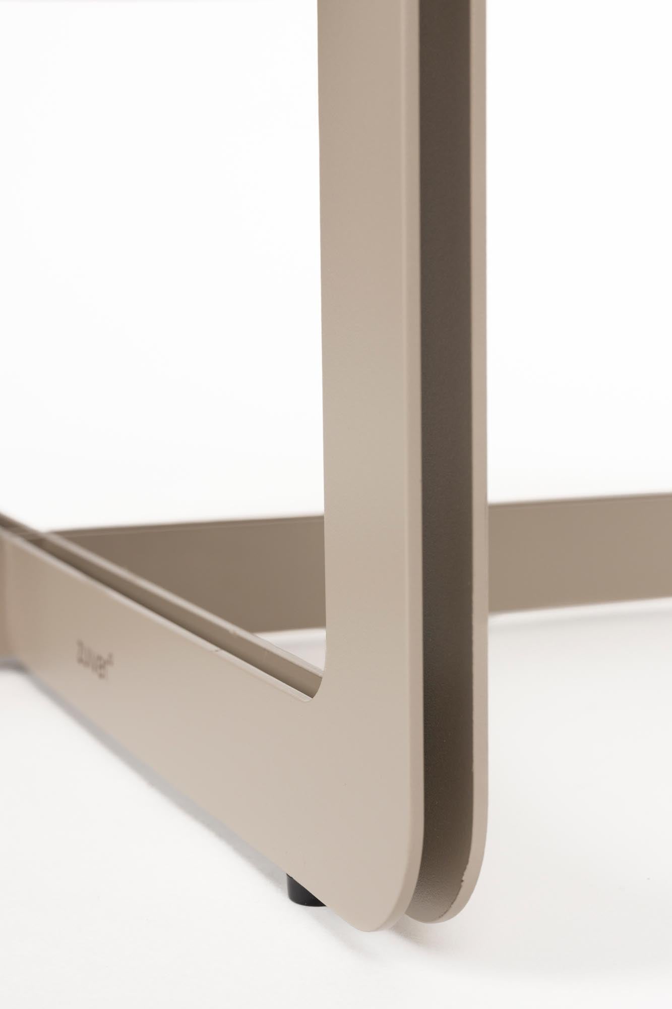 Moderner runder Couchtisch von Zuiver, stilvolles Design, hochwertige Verarbeitung, ideal für zeitgemässe Wohnräume.