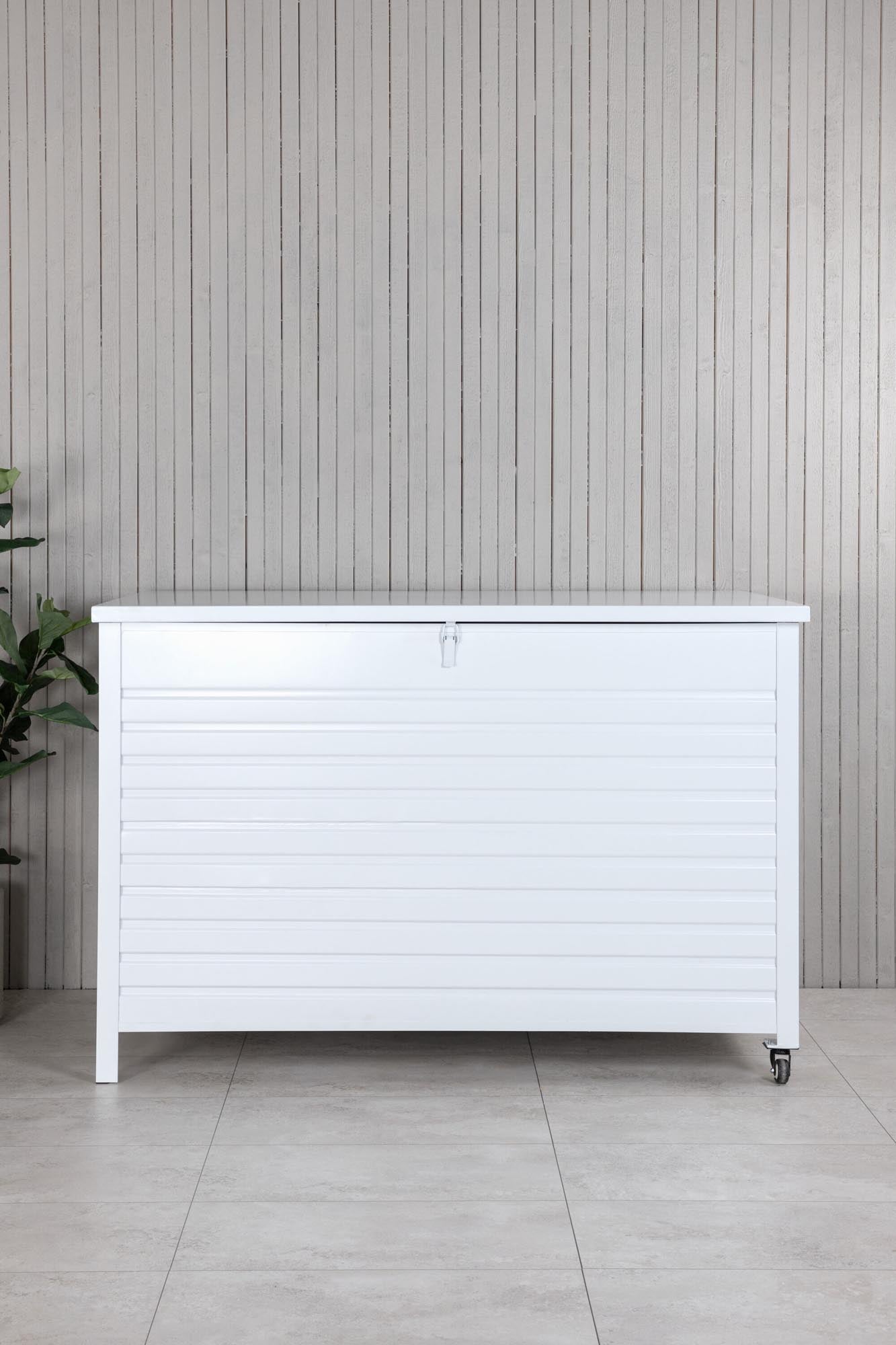 Tiana Speicher in Weiss präsentiert im Onlineshop von KAQTU Design AG. Aufbewahrungsbox ist von Venture Home