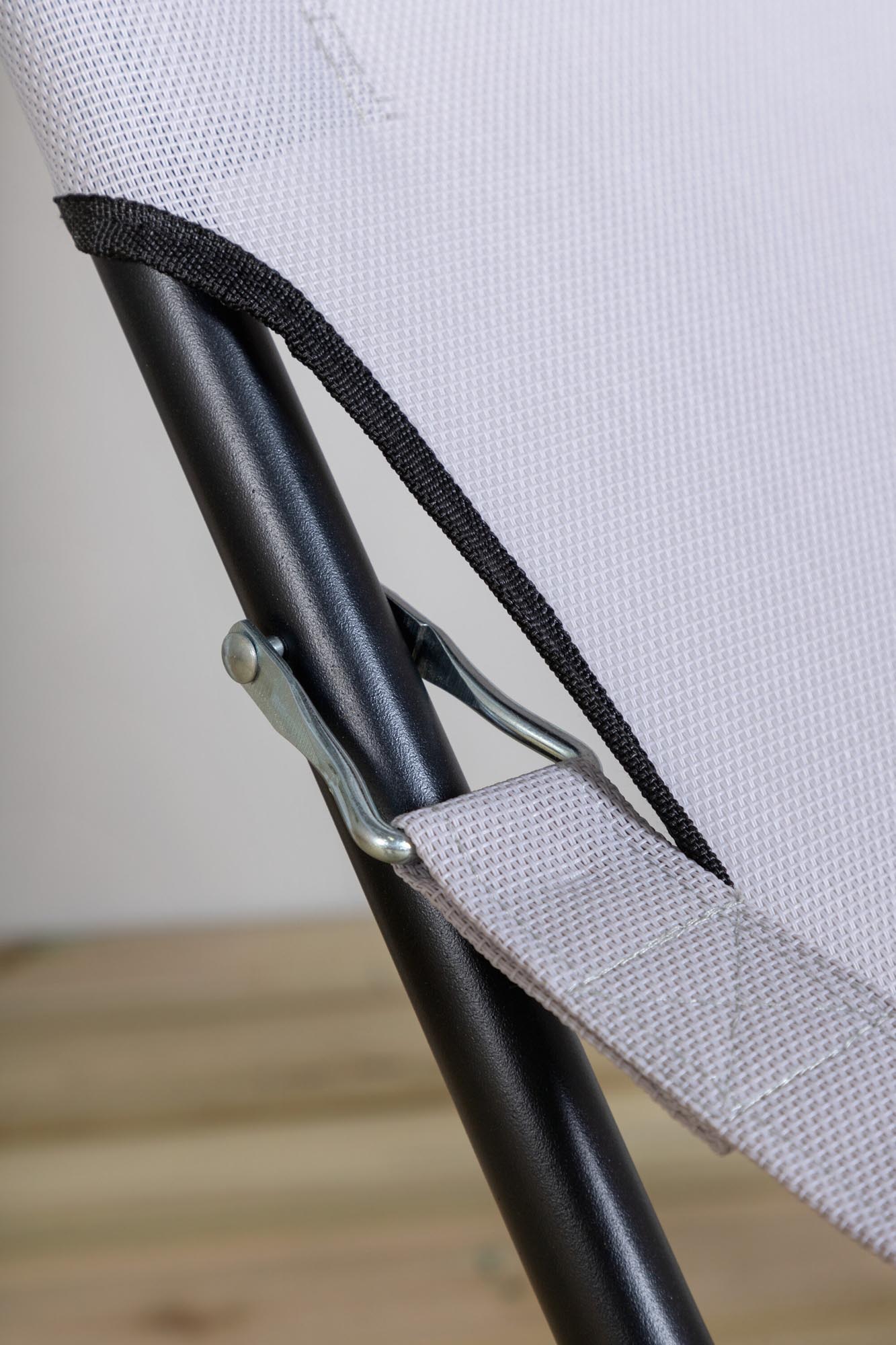 Genießen Sie stilvolle Entspannung mit der Sevilla Sun Lounge von Venture Home – der perfekte Liegestuhl für Garten, Terrasse und Pool.