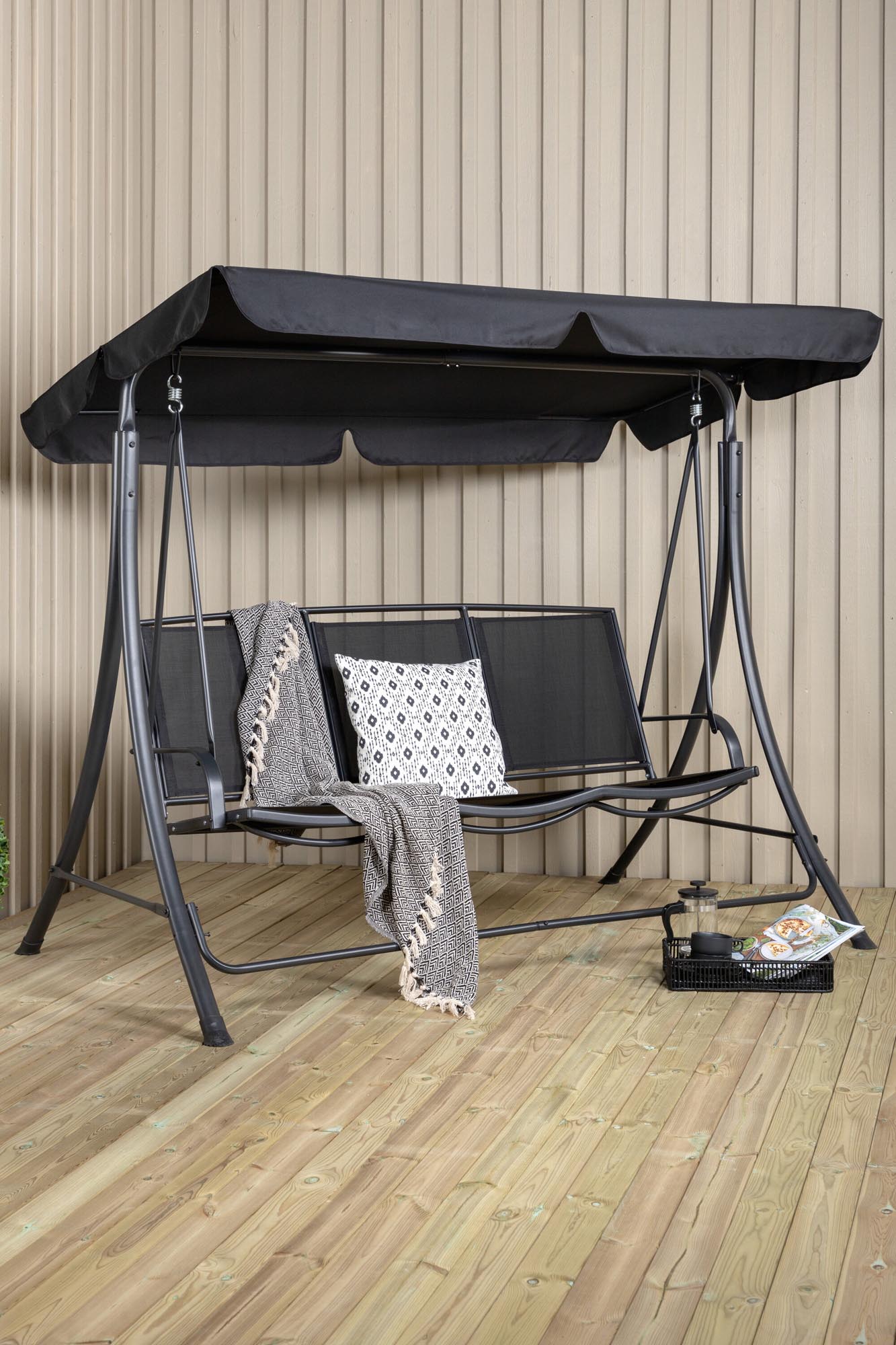 Madras Sofa in Schwarz präsentiert im Onlineshop von KAQTU Design AG. Schaukel Outdoor ist von Venture Home