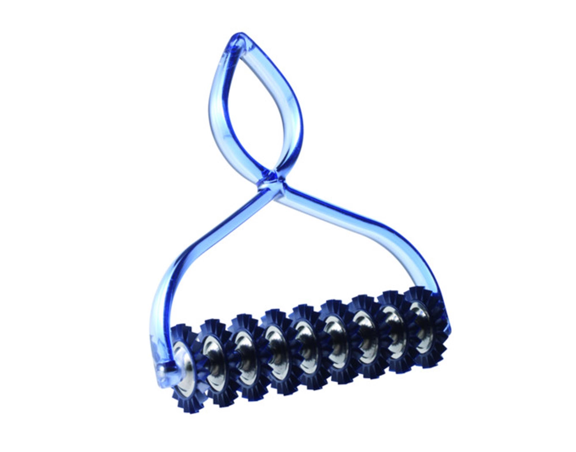 Entdecken Sie das MARCATO Teigrad Pasta Bike – Ihr unverzichtbarer Küchenhelfer für perfekte, frische Pasta. Hochwertiger Edelstahl, ergonomischer Griff, leicht zu reinigen.