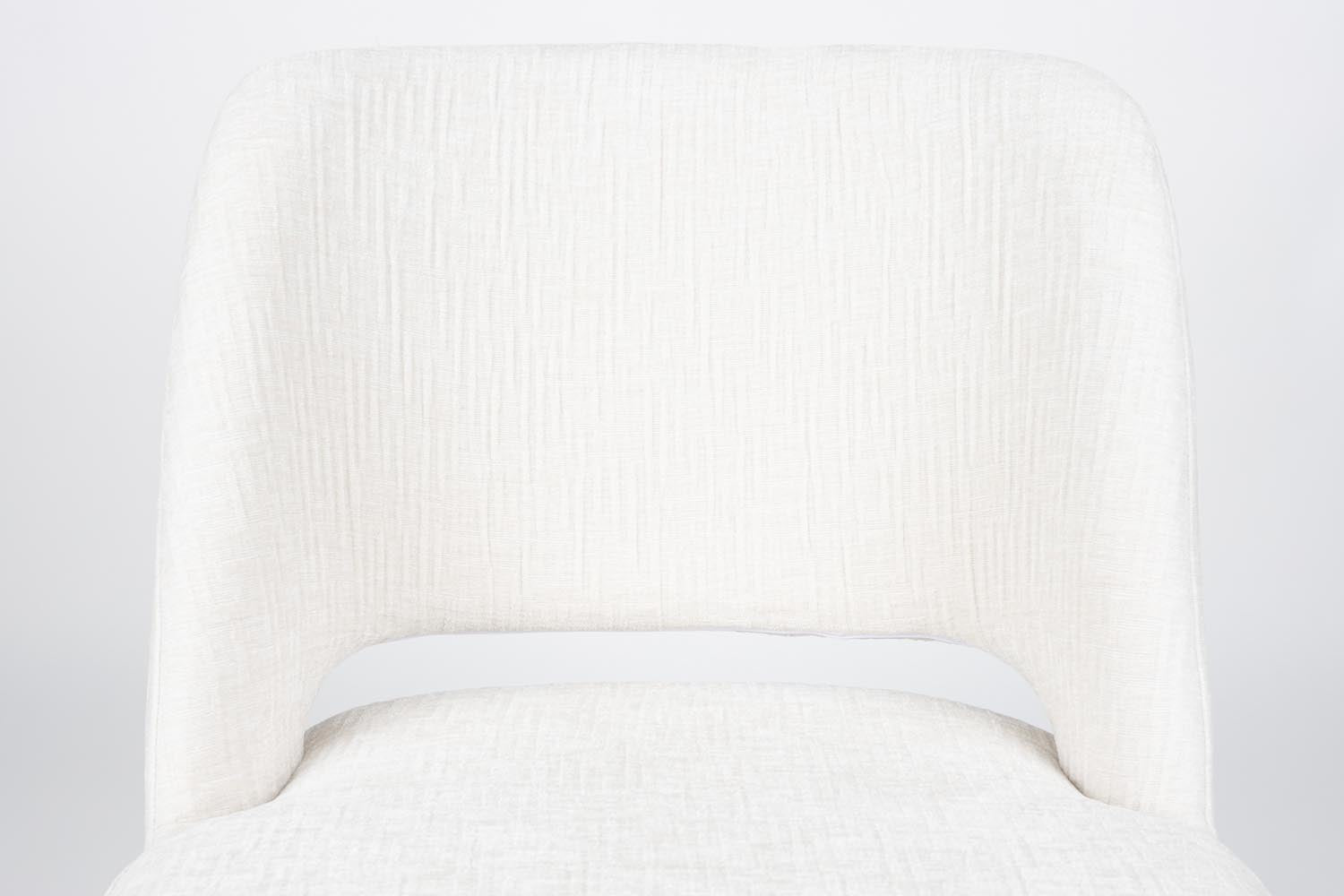 Yves Stuhl von White Label Living: Komfort trifft auf modernes Design.