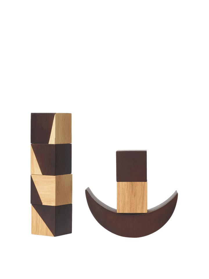 Erleben Sie die Phase Bausteine von Ferm Living – ein innovatives Spielzeug, das Kreativität und stilvolles Design in jedem Raum vereint.