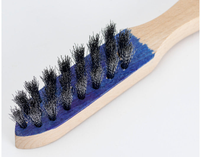 Entdecken Sie die ZEINTRA Gasherdbürste mit gewellten Stahlborsten für mühelose Reinigung. Ergonomisch, langlebig und vielseitig einsetzbar!