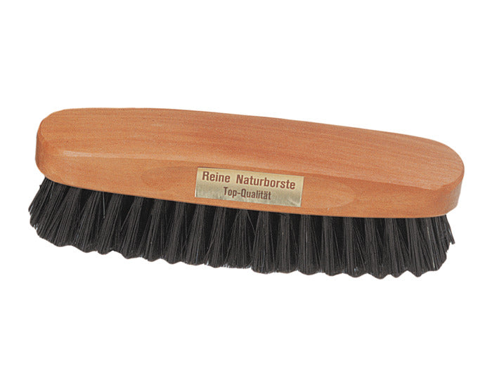 REDECKER Kleiderbürste aus Birnbaumholz Wildschweinborsten 13.5 cm in präsentiert im Onlineshop von KAQTU Design AG. Reinigung & Wäsche ist von REDECKER
