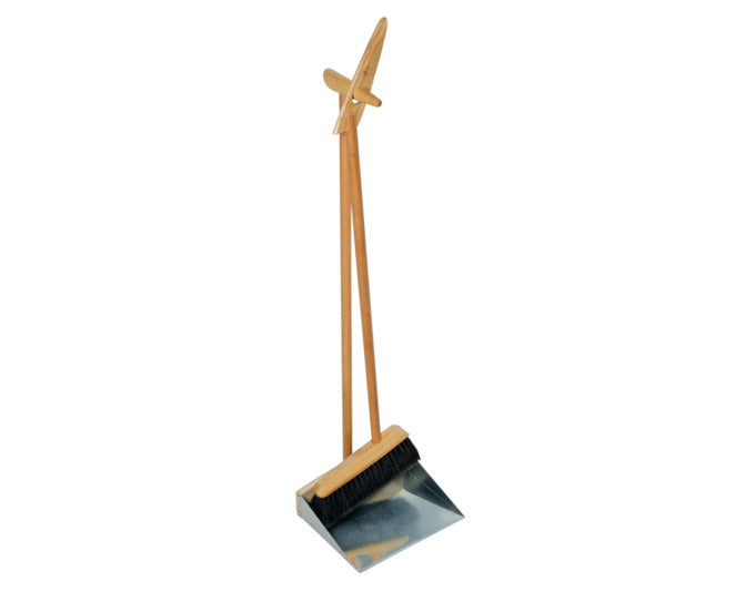 REDECKER Kehrgarnitur Maria Set Buche Inox 90 cm in präsentiert im Onlineshop von KAQTU Design AG. Reinigung & Wäsche ist von REDECKER