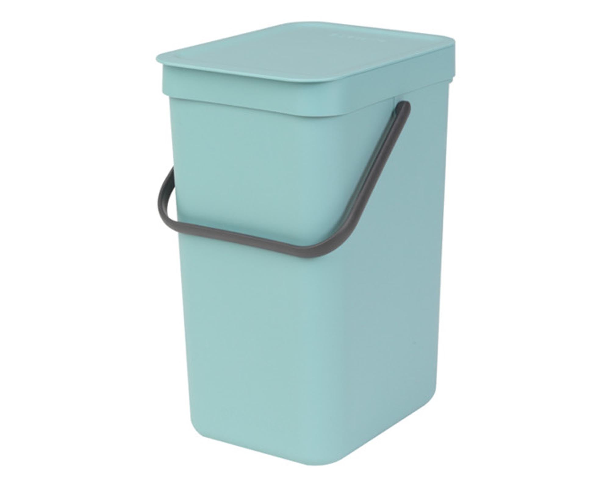 Der BRABANTIA Abfallbehälter Sort&Go 12 l in mint ist ideal für umweltbewusstes Mülltrennen. Hochwertig, BPA-frei und praktisch für jede Küche.