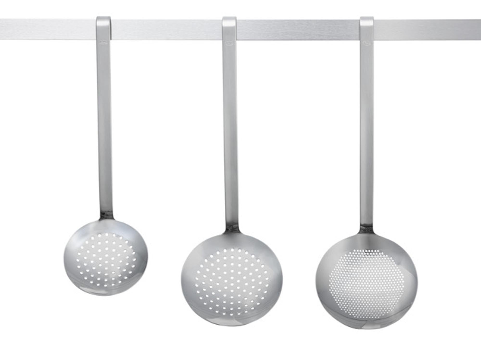 RÖSLE Schaumlöffel 12 cm: Perfekt für feines Abschöpfen in der Küche.