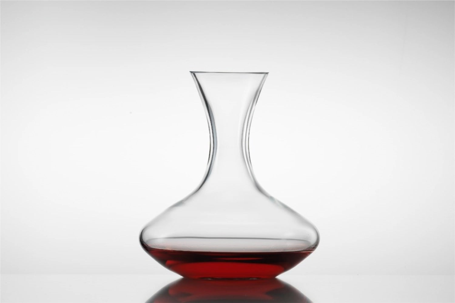 Stölzle Weinland Dekanter, 750ml, 213mm hoch, perfekt für die edle Entfaltung von Aromen und die ansprechende Servierweise von Wein.