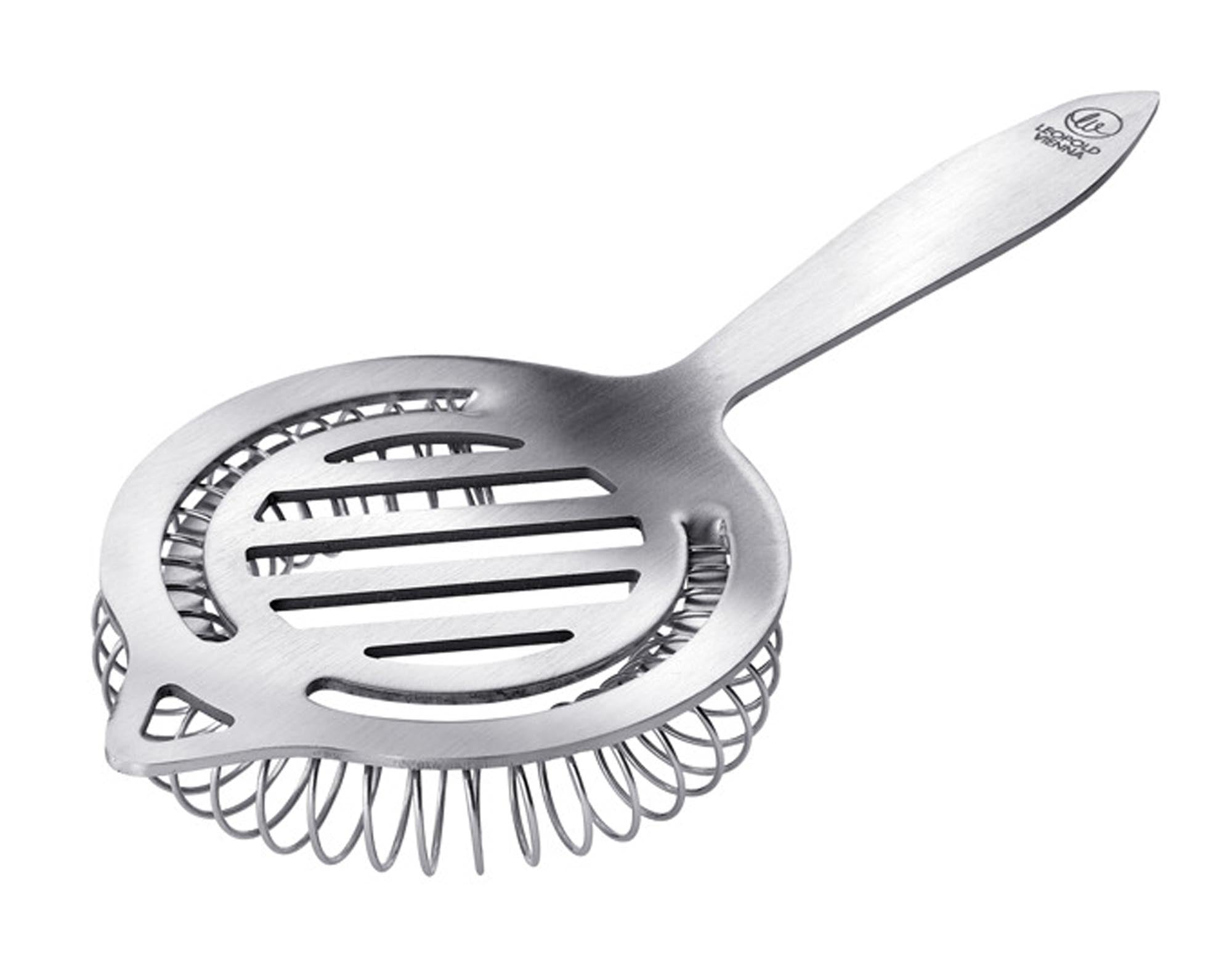 Entdecken Sie das LEOPOLD Barsieb Inox matt – hochwertiges Edelstahl, stilvolles Design, ergonomisch und perfekt für Cocktails. Spülmaschinenfest!