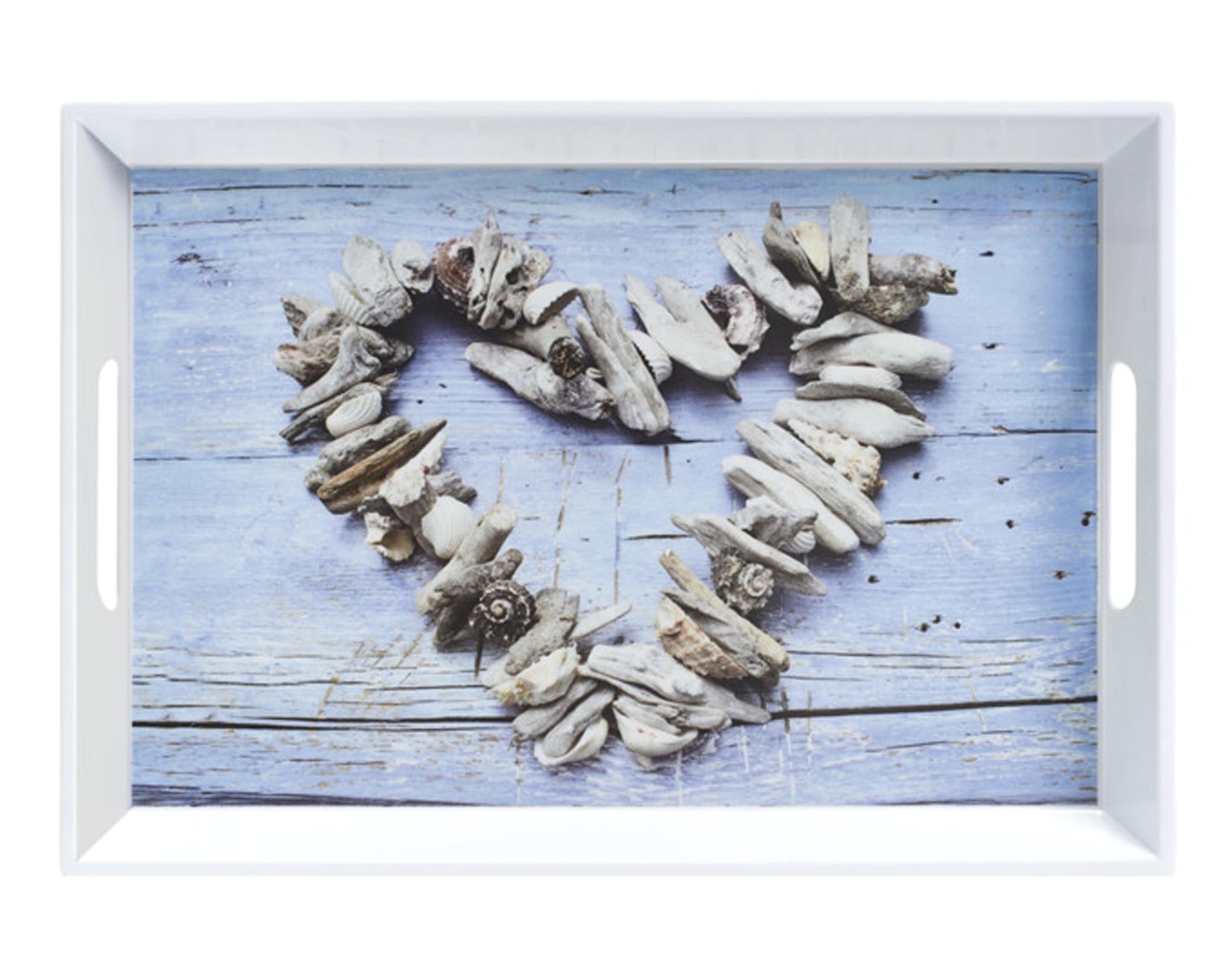 Entdecken Sie das ZELLER Tablett Herz 50x35 cm – ein stilvolles, bruchsicheres Serviertablett für romantische Anlässe und gemütliche Brunches.