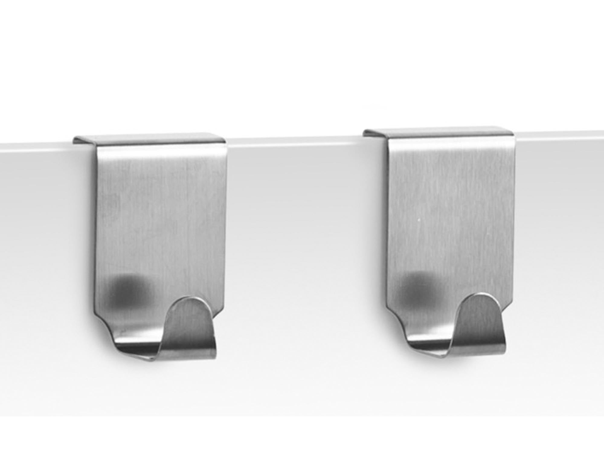 Praktische ZELLER Handtuchhaken Inox für Schranktüren, 2 Stück, 4x5x6 cm. Hochwertiger Edelstahl, rostfrei, ideal für Küche und Bad. Einfache Montage.