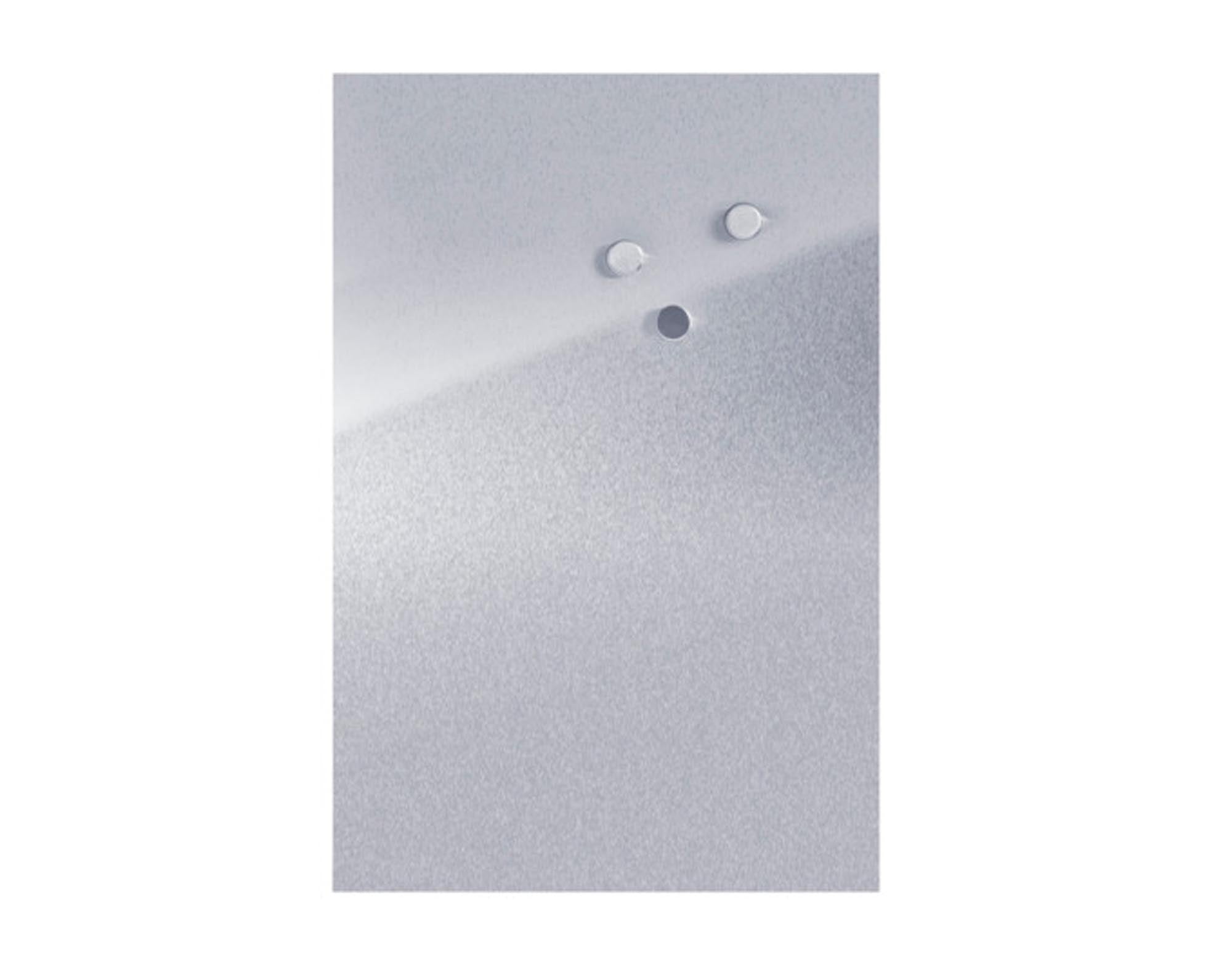 Entdecken Sie die ZELLER Magnettafel Inox 40x60 cm – ideal für Büro und Zuhause. Praktisch, stilvoll und vielseitig einsetzbar für Notizen und Fotos.