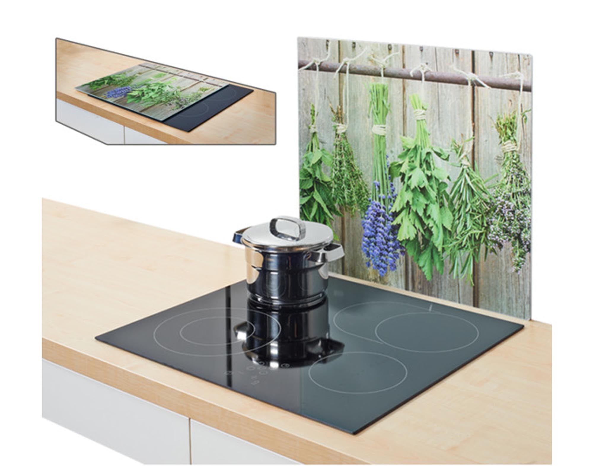 Elegante Herdblende Kräuter Glas 56x50 cm von ZELLER PRESENT: stilvoll, bruchsicher, pflegeleicht, schützt vor Spritzern und steigert Energieeffizienz.