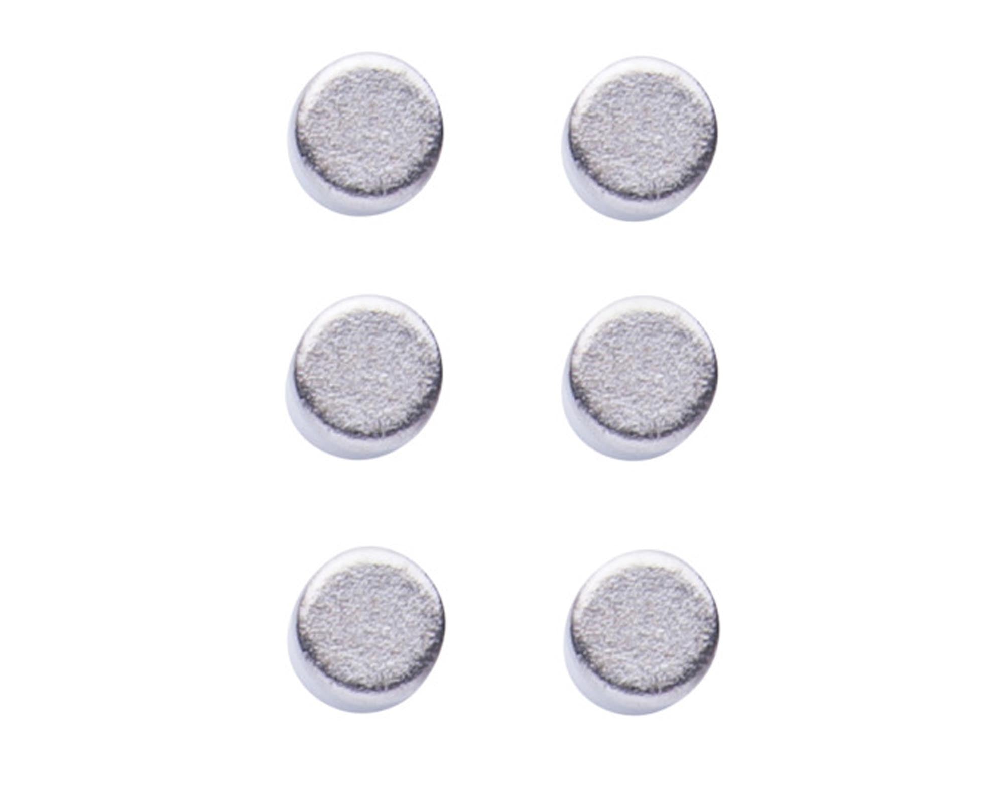 Entdecken Sie das ZELLER Magnet-Set mit 6 extra starken Magneten (ø 0.6 cm) aus Edelstahl. Ideal für Büro und Zuhause, perfekt für Glas-Memoboards!
