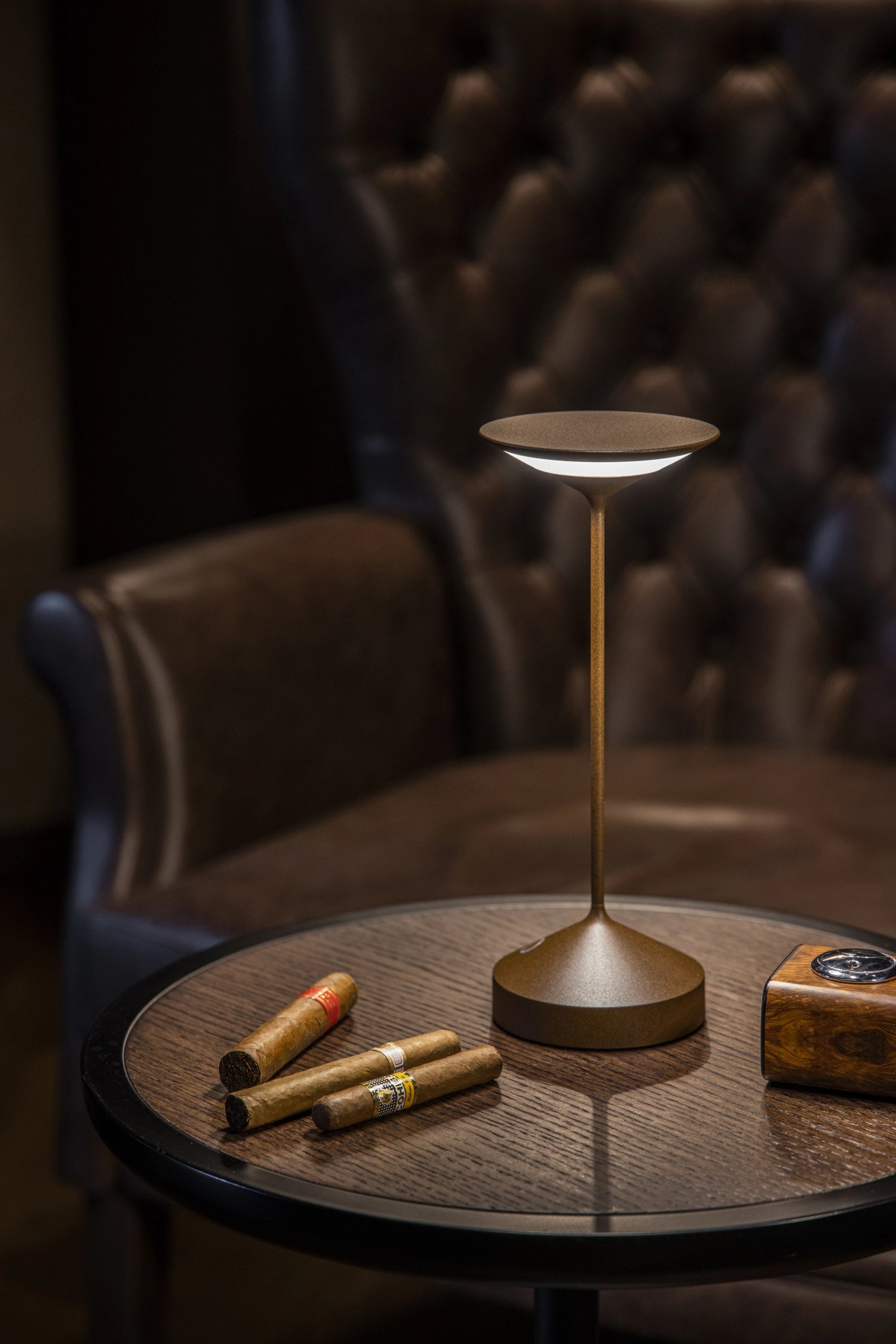 Entdecken Sie den AFFINITY Bratentopf Ø 20cm von de Buyer. Hochwertiger Edelstahl, induktionsgeeignet, ergonomisches Design für perfekte Kochresultate.