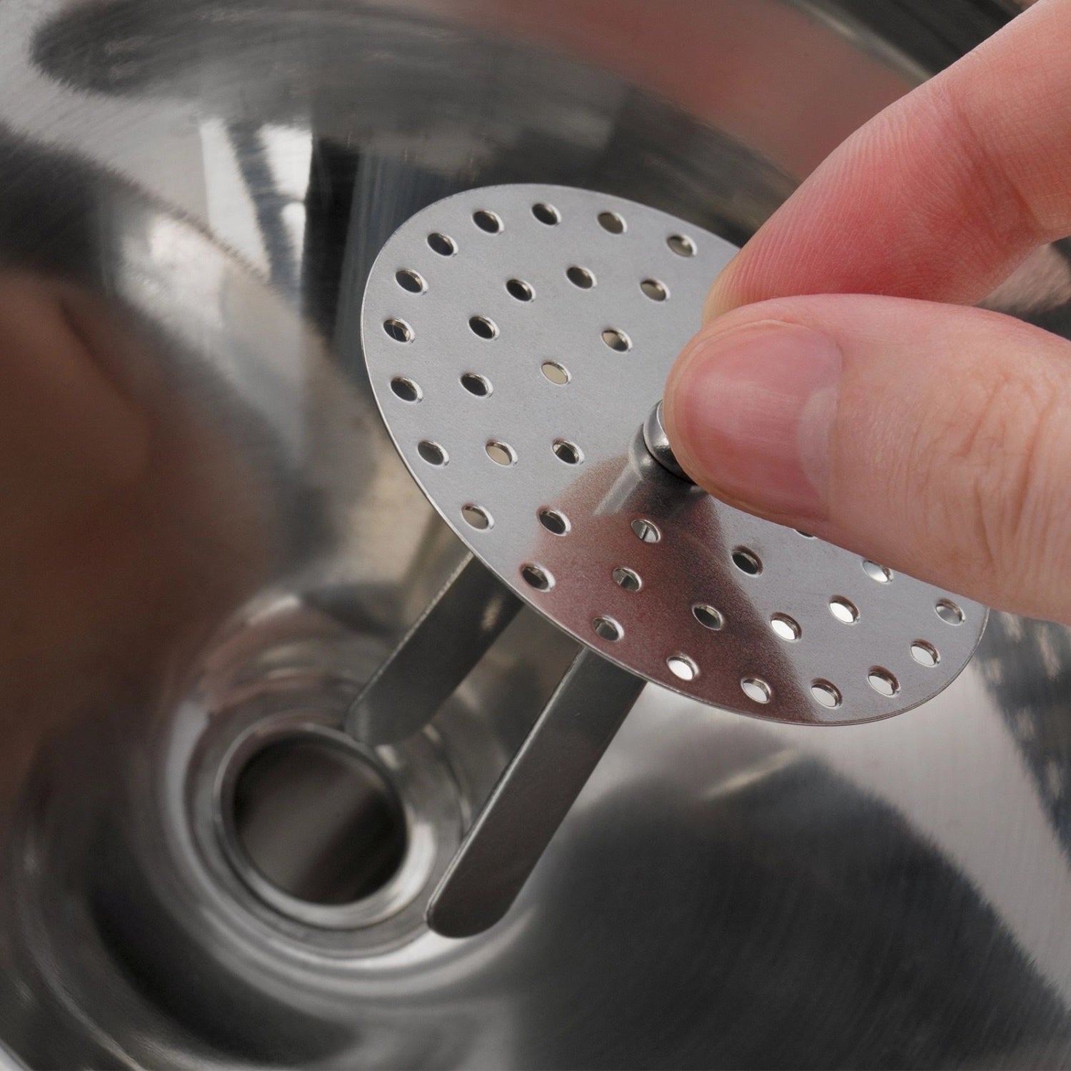 Bottle funnel m. Sieb, O: D12cm, U: D1-1.3cm, 15x13x12