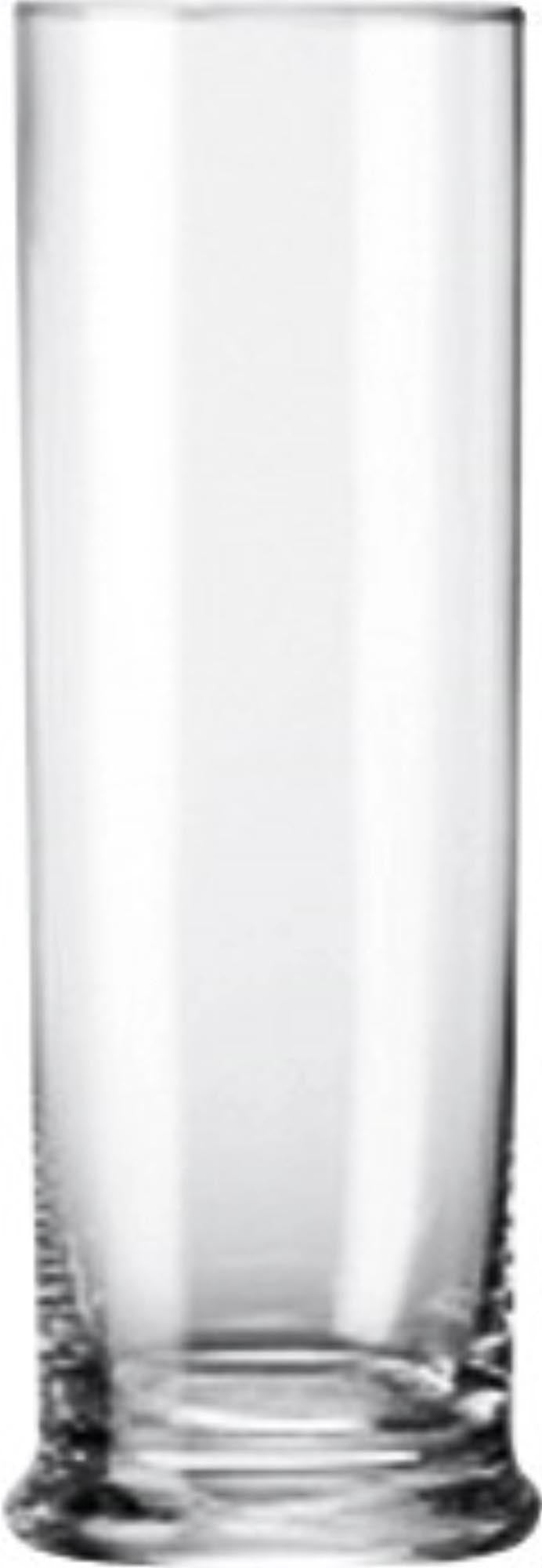 Entdecken Sie den stilvollen Club Becher 38cl 18cm von Rastal. Robustes Glas, ideal für Cocktails, Longdrinks und Softdrinks. Spülmaschinenfest und elegant!