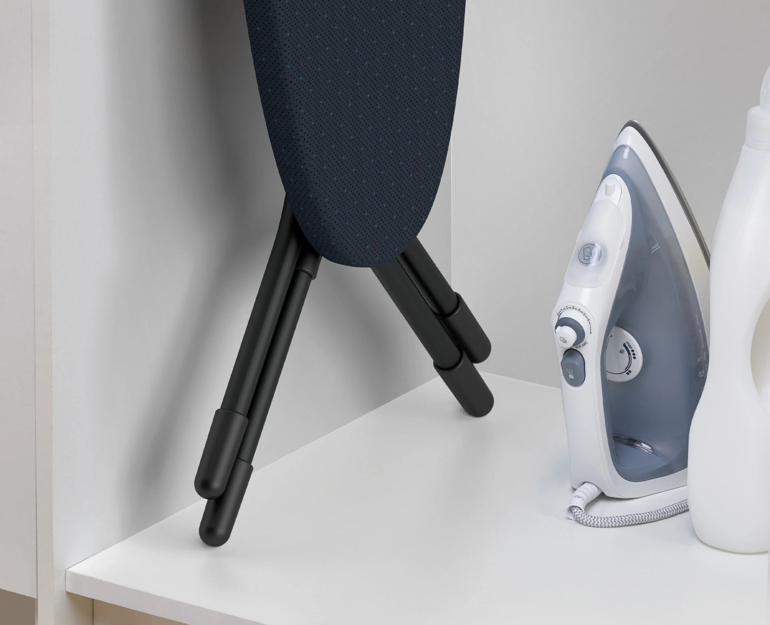 Glide Compact Plus Bügelbrett Schwarz/Blau