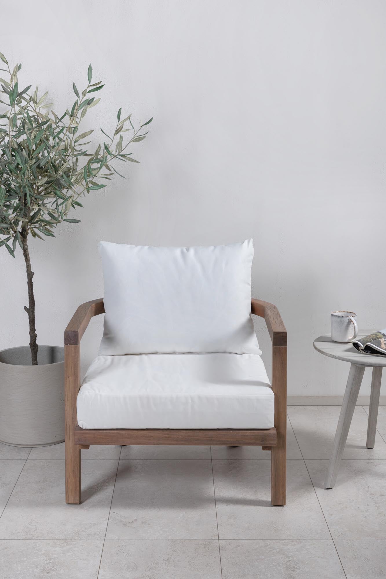 Erica Sessel in Braun präsentiert im Onlineshop von KAQTU Design AG. Outdoor-Sessel ist von Venture Home