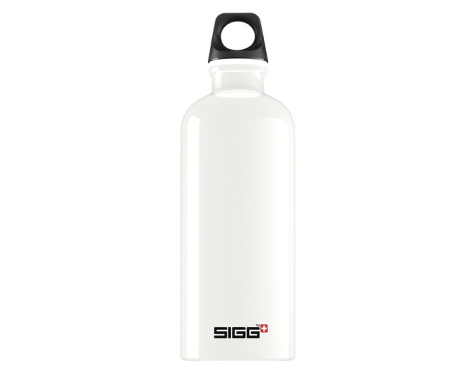 Entdecken Sie die SIGG Traveller Bottle 0.6 l – die perfekte, nachhaltige Trinkflasche aus Aluminium für Sport, Reisen und Alltag. BPA-frei, leicht zu reinigen!