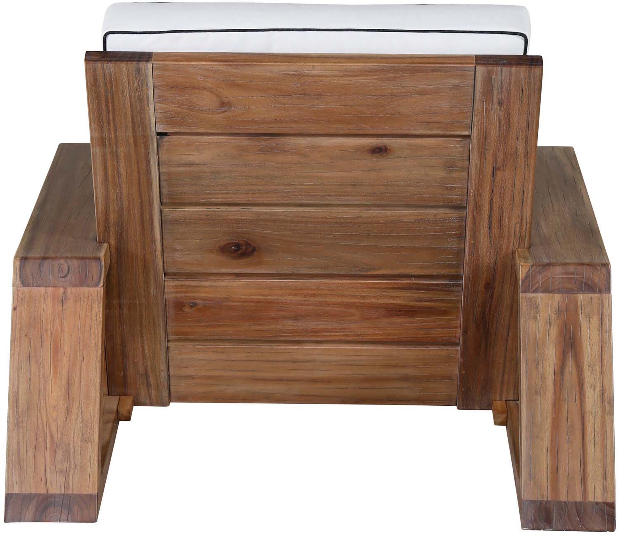 Luxuriöser Daria Lounge Chair von Venture Home: Stilvoller Komfort aus Akazienholz für entspannte Stunden im Freien.