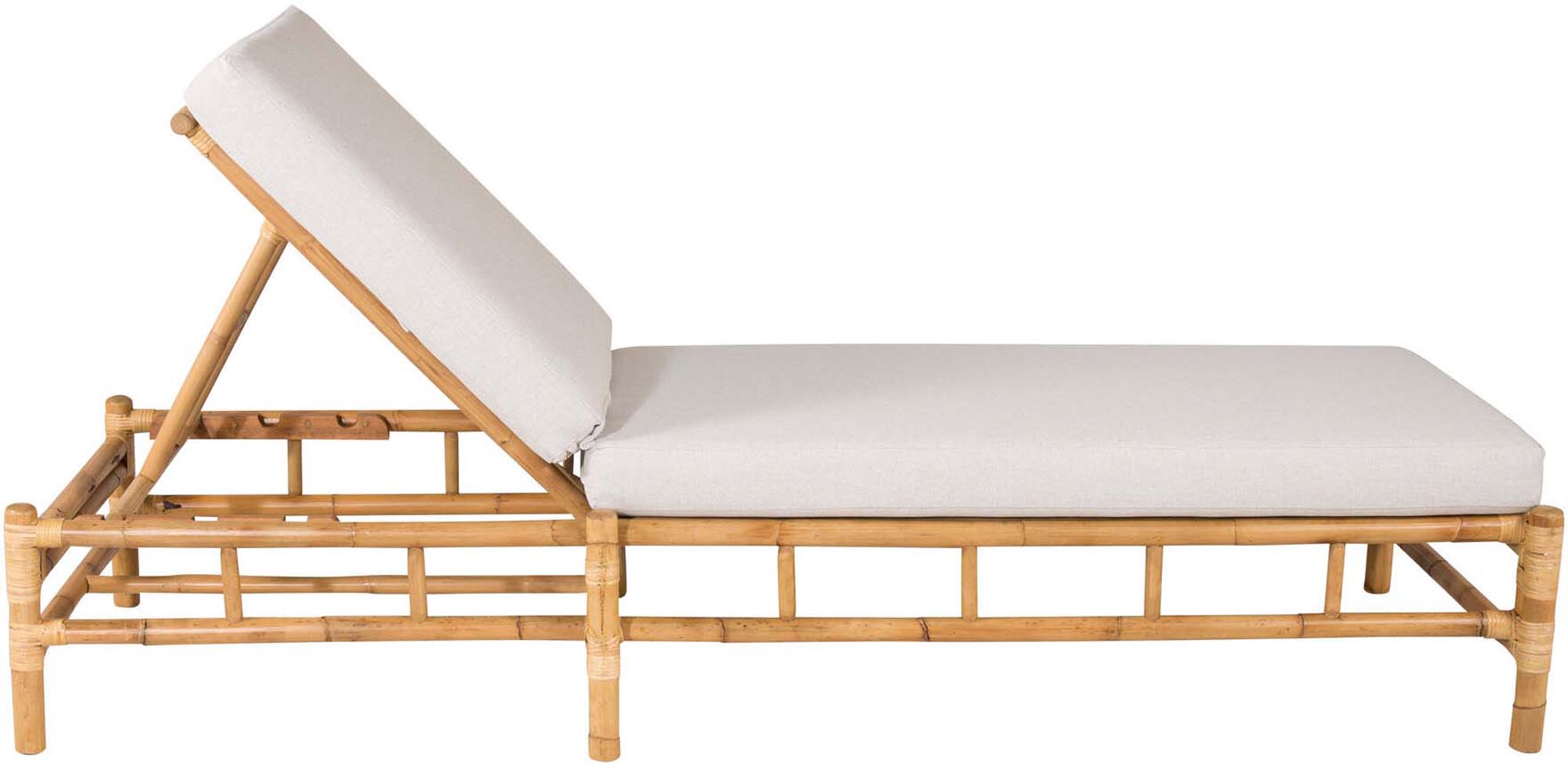 Cane Sonnenliege: Luxuriöser Komfort für Ihre Outdoor-Oase.