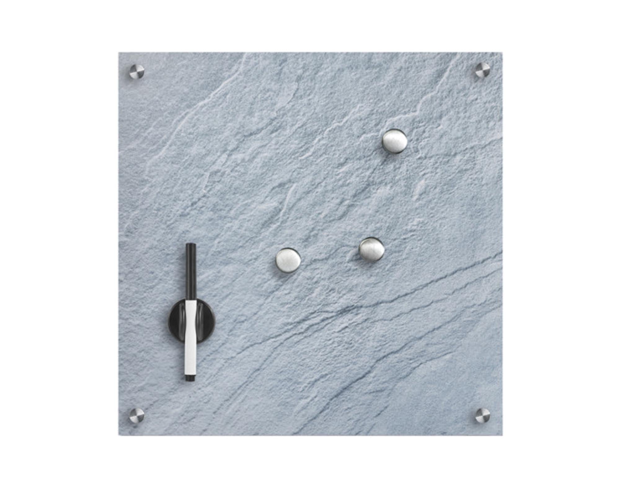 Entdecken Sie das ZELLER Memobord Glas 40x40 cm – stilvoll, beschreibbar und ideal für Büro, Küche oder Flur. Perfekte Organisation und modernes Design!