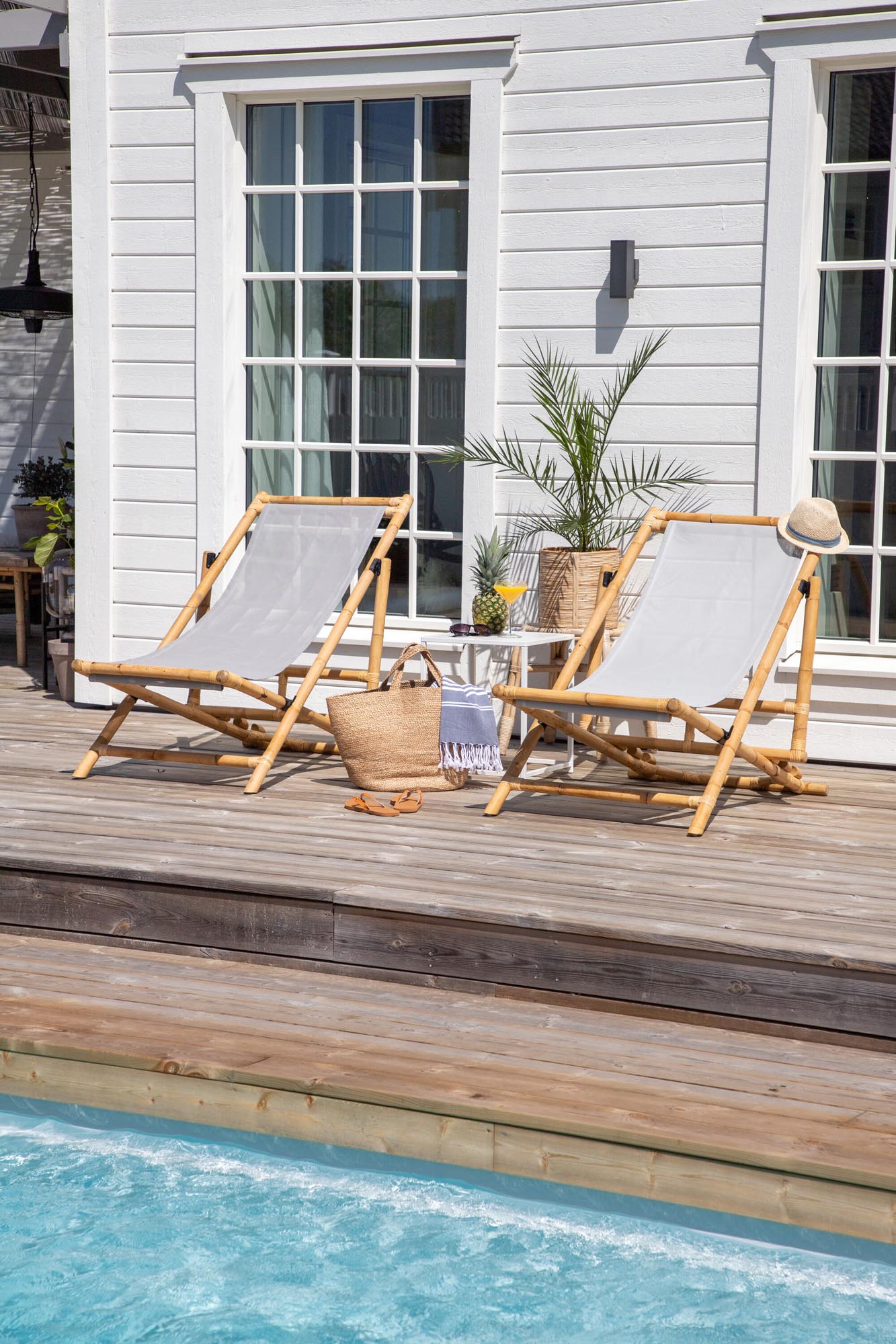 Cane Lounger klappbar in Natur präsentiert im Onlineshop von KAQTU Design AG. Liegestuhl ist von Venture Home